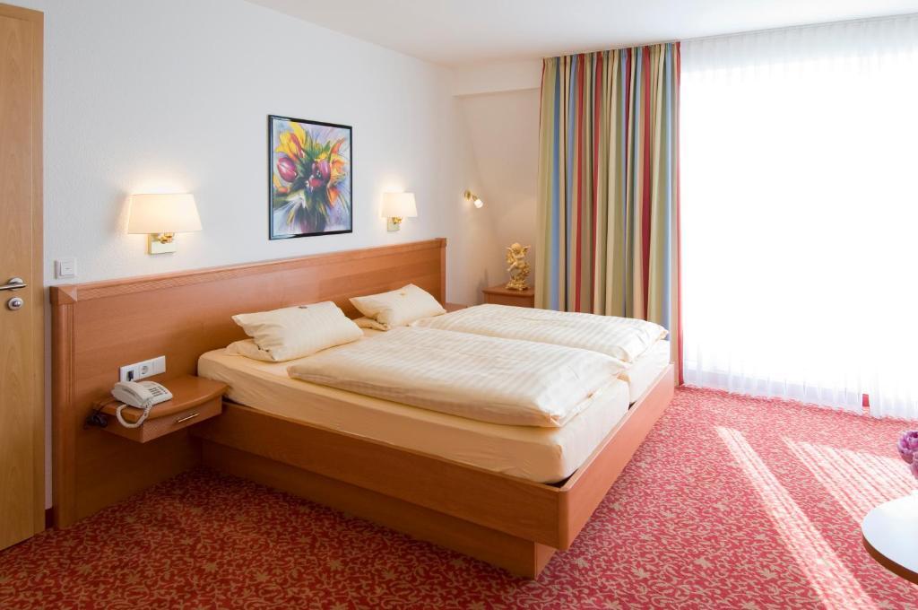 Hotel Petersen Бад-Цвишенан Номер фото